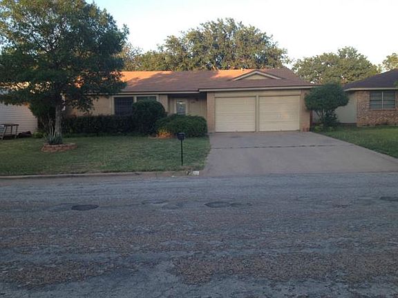 3rd image of 1709 Chachalaca Ln