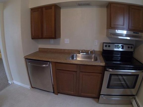 2nd image of 5029 Aravesta Ave APT 3