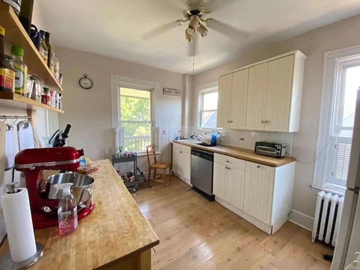 Photo 2 of 24 - 124 Calumet St #3 - Boston, MA Building Photo - 124 Calumet St #3