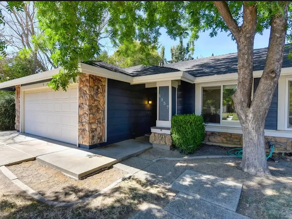 1157 Socorro Way