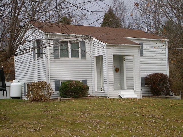 1st image of 1270 N 13th St