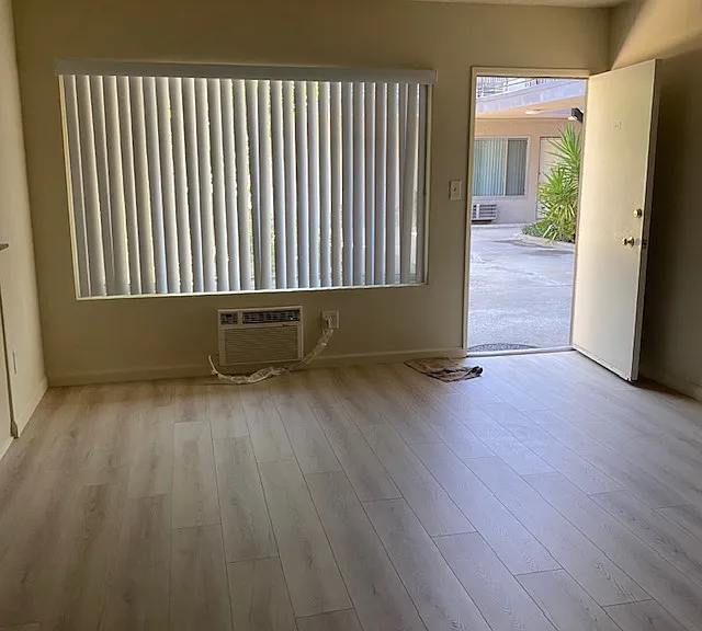 7651 Vineland Ave #106 — Photo 2