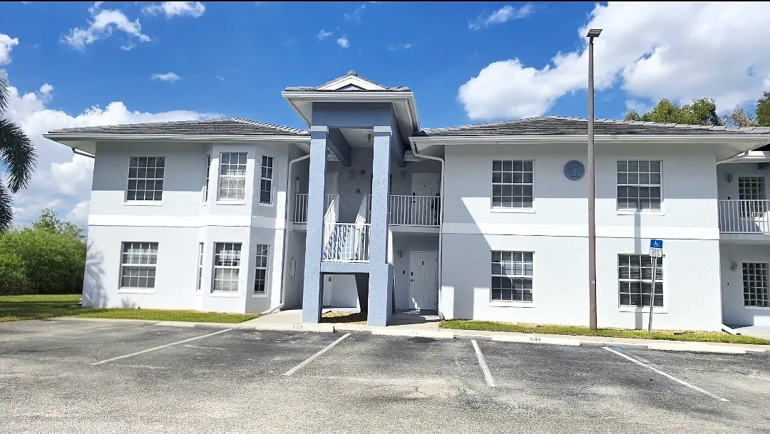 8407 Bernwood Cove Loop — Photo 2