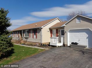 3137 Bullfrog Rd, Taneytown, MD 21787