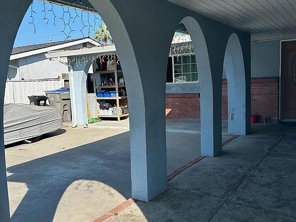 4th image of 2099 Naida Ave