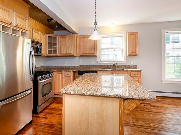 3rd image of 11 Allerton St #1