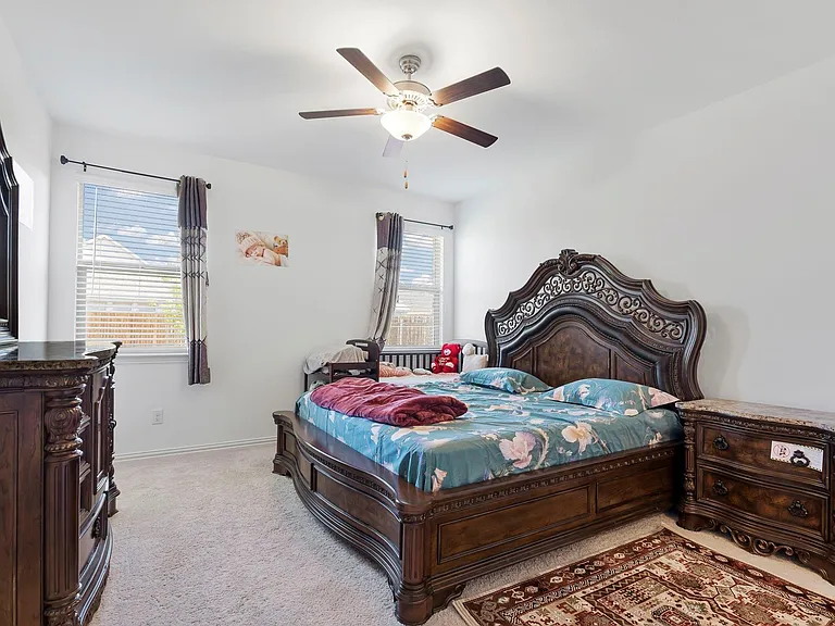 1713 Lake Grove Dr — Photo 12