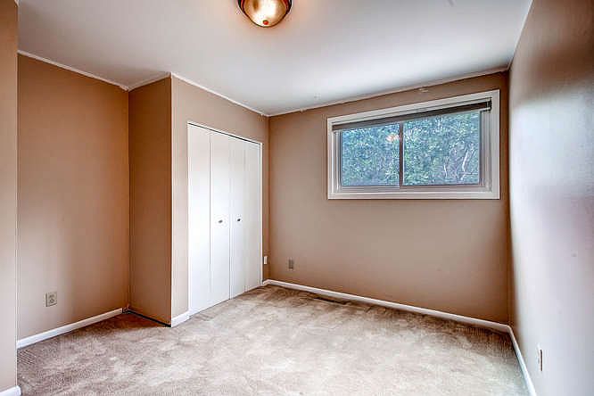 1st image of 550 Wintery Cir N