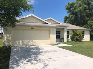 2711 SE Melaleuca Blvd, Port Saint Lucie, FL 34952