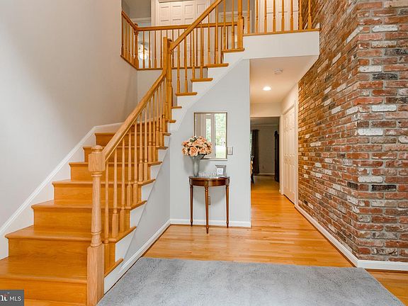5th image of 4321 Pennbrooke Ct