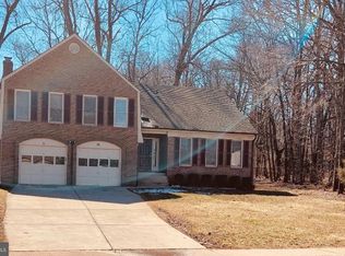 16 Carrollton Rd, Sterling, VA 20165