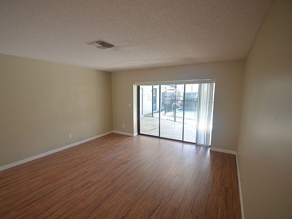 3rd image of 3586 Fairway Forest Dr