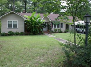 1216 9th St SW, Moultrie, GA 31768