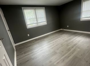 302 Laurel Rd #3/2, Sharon Hill, PA 19079