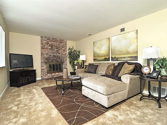 2nd image of 1629 Montrose Way