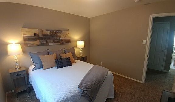 5th image of 3811 Ponderosa Bnd