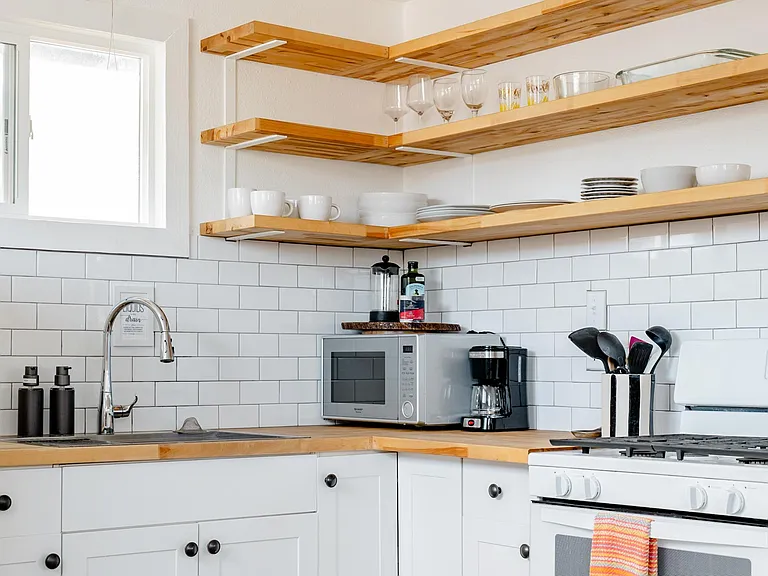 Enjoy your home cooked meals in our fully stocked kitchen!