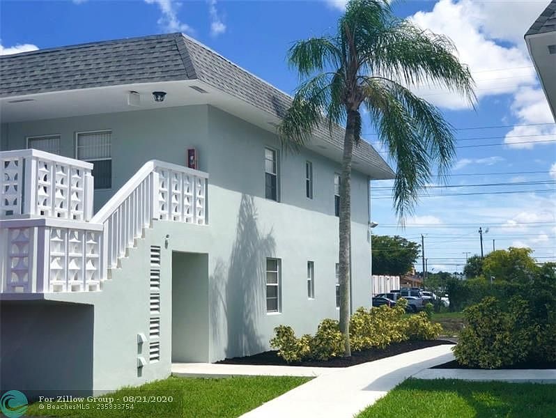 2nd image of 2724 Vandiver Dr #2A