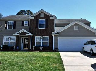 1504 Highfield Ct, Charlotte, NC 28216