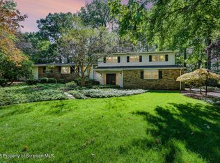 517 Grandview St, Clarks Summit, PA 18411