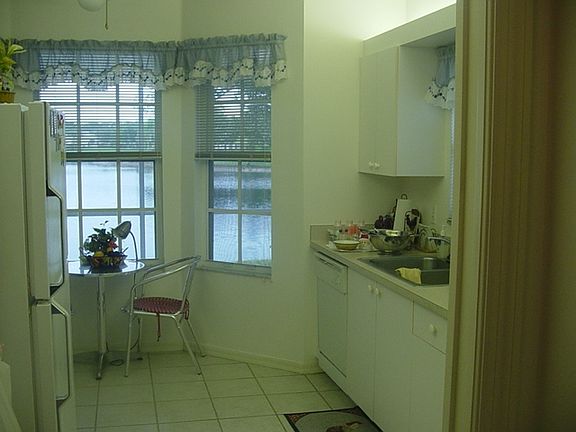 5th image of 9311 Water Lily Ct APT 803