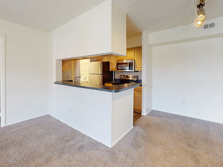 Lakewood Place — Photo 154