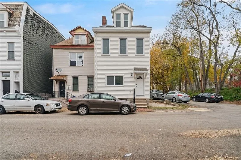1150 Goettman St photo 1