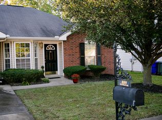 889 Picadilly Dr, White House, TN 37188