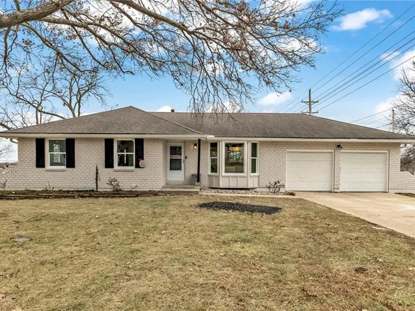 11601 E 62nd St, Raytown, MO 64133