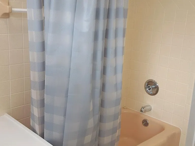Main bathroom