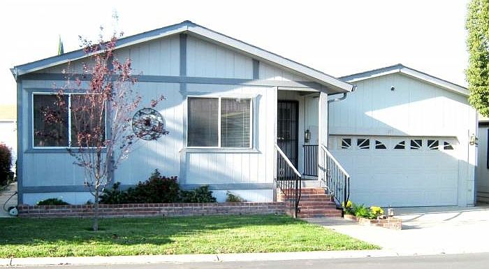 1st image of 219 Lafayette Dr