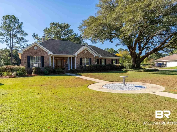 302 Lake Ridge Dr, Fairhope, AL 36532