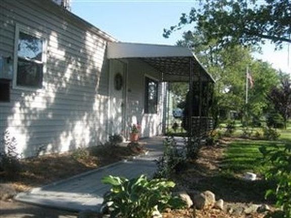 2nd image of 4047 Tacoma Ave