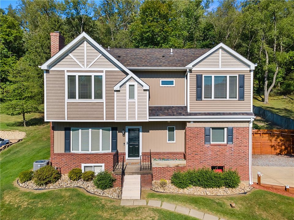 1st image of 2467 Trotter Dr