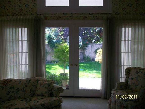 4th image of 1057 Tulip Pl