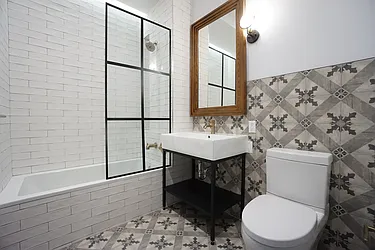 Rented by Rennit Inc.