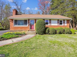 10502 Center St, Fairfax, VA 22030