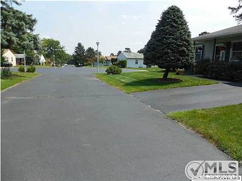 5th image of 97 Westport Dr #71