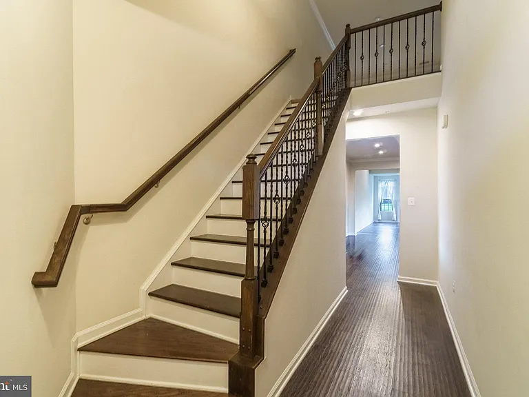 6573 Autumn Olive Dr — Photo 2