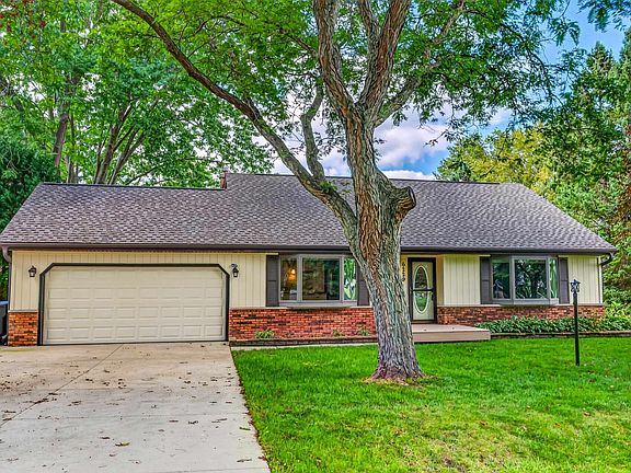 2nd image of 6229 Harvest Ln