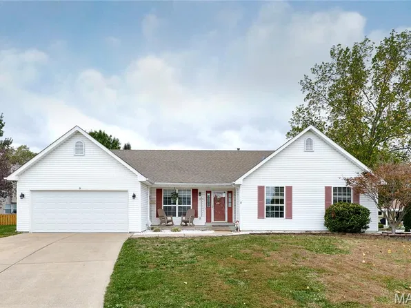 9 Percheron Pl, Saint Peters, MO 63376