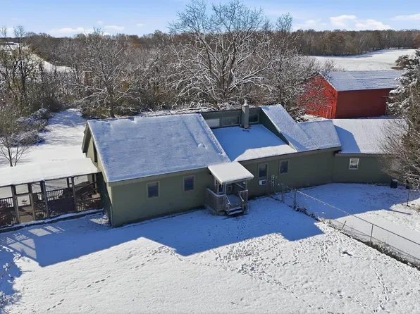 4720 County Road 12, Waterloo, IN 46793