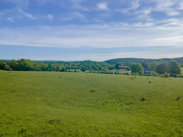 24 & 26 River Ridge Dr, Max Meadows, VA 24360