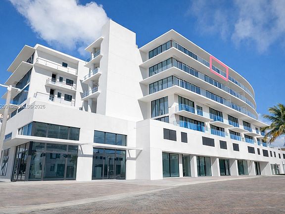 3rd image of 3319 N Ocean Dr #Penthouse 702