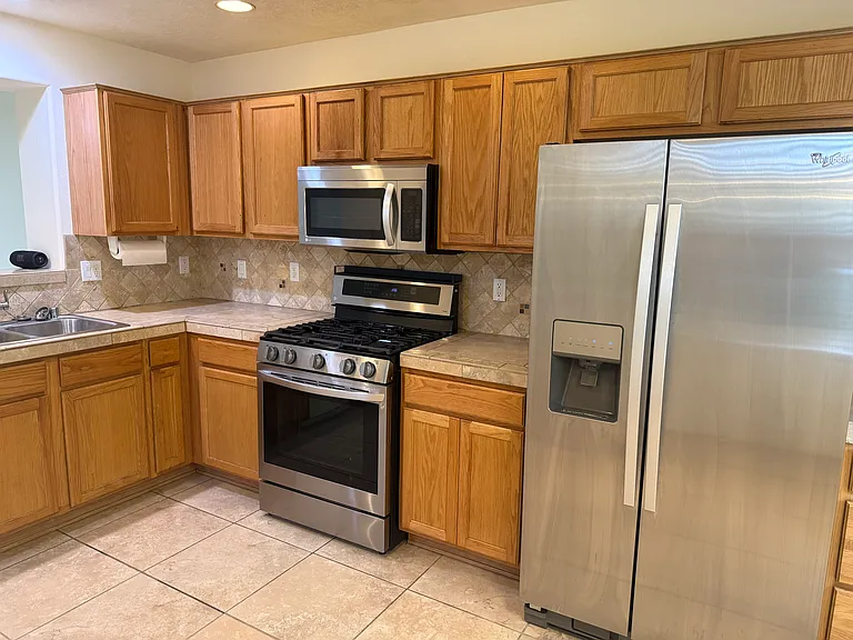 14 Eagle Peak — Photo 2