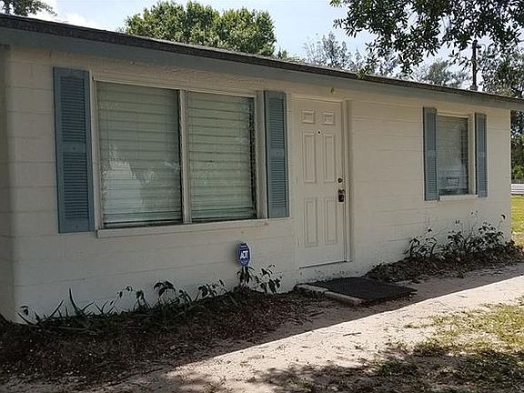 2nd image of 102 NW 19th Ave