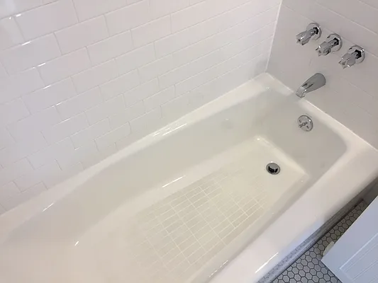 Rented by Metropolis Real Estate of Manhattan | media 18