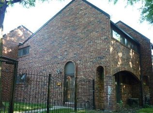 820 S May St, Chicago, IL 60607