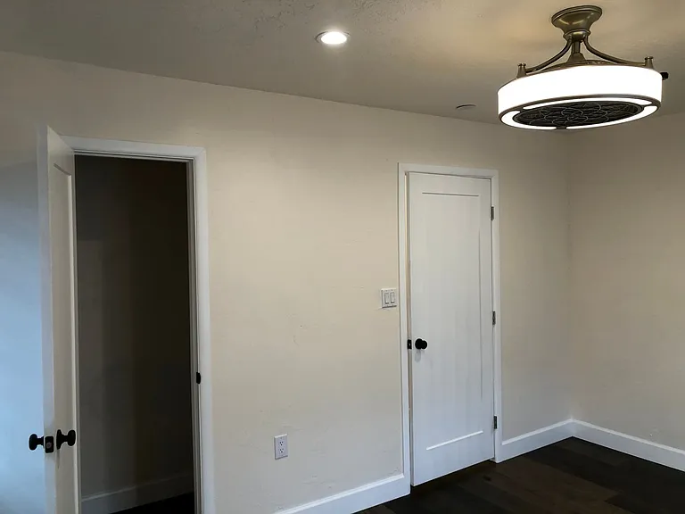 2 bed, 1.0 bath, 815 sqft, $1,795 — Photo 15
