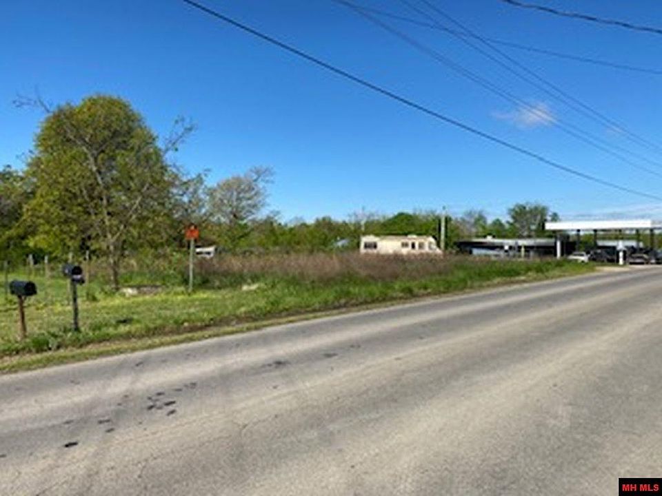 2nd image of 001-06983-002 Gregory Cir